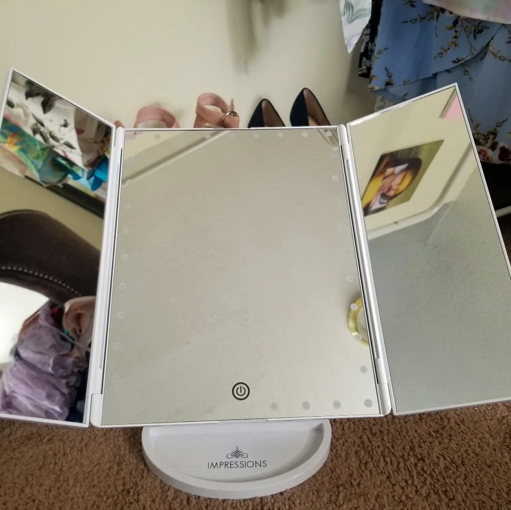 Impressions Vanity Touch Trifold XL LED Makeup Mirror